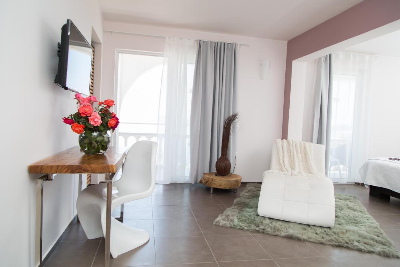 Camera Familiare con Vista Mare